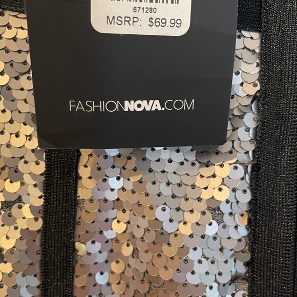 Fashion Nova  Size XS Strapless Silver Sequin Dress. New withTag. - Picture 7 of 15